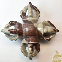 Double Dorje Vajra taillé dans une pierre sacrée Shiva Lingam La Magie du Bouddha.