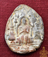 Tablette votive ancienne du Bouddha Maitreya découverte près du Phra Pathom Chedi