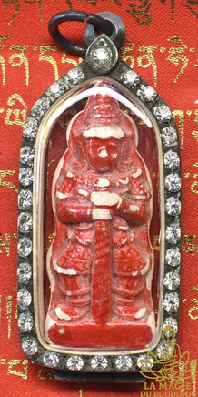 Amulette protectrice ancienne Tao Wessuwan en céramique rouge La Magie du Bouddha.