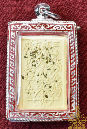 Amulette Chinoise de Chao Pho Chao Mae Chum Saeng La Magie du Bouddha.