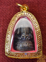 Amulette Prai Nai Bia Lanna Maha Lap en aliage alchimique Nuea Chanuan - Vénérable Kruba Phon du Wat Pu Ho