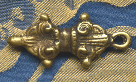 Pendentif artisanal tibétain Dorje en bronze ancien La Magie du Bouddha.