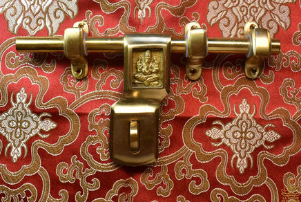 🛡️ Verrou de porte en laiton avec Ganesh – Artisanat traditionnel du Népal La Magie du Bouddha.