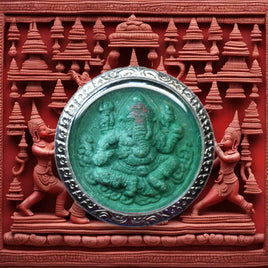 Amulette verte Phra Pikanet et Luang Phor Thuat – Wat Huay Mongkol (2010) – Bois sacré Mae Takian