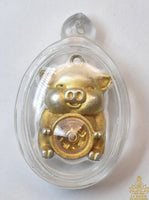 🪙 Amulette Feng Shui du Cochon de Fortune Doré – Wat Leng Nayee (Bangkok)