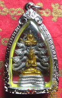 Superbe amulette du Bouddha Phra Naphok - Bouddha sous le Roi des Nâgas - Très Vénérable Luang Phor Dooh du Wat Sakai (1982) La Magie du Bouddha.