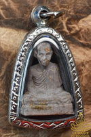 Rare amulette Roop Lor du Très Vénérable Luang Phor Kassem (1995) La Magie du Bouddha.