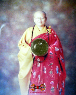 Billes sacrées Look Geow du Bouddha Ksitigharba bénie par la Bikhunni Phra Ajarn Yaï Khongsen La Magie du Bouddha.