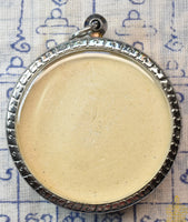 Grande amulette Phra Rahu argent et or - Très Vénérable Luang Phor Tim. La Magie du Bouddha.