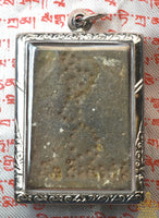 Grande amulette Phra Somdej ancienne au yant sacré tatoué à l’aiguille – Années 70 La Magie du Bouddha.