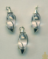 Pendentif Lingam Cristal des Nâgas – Monture Argentée | Amulette Purificatrice