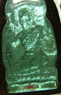 Amulette Nang Kwak (déesse de fortune) en verre alchimique magiedubouddha