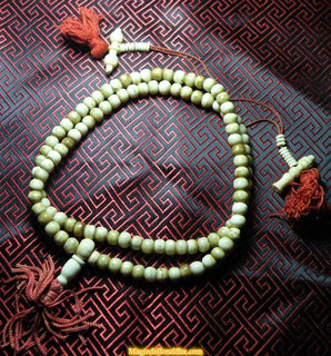 Mala Tibétain en os de yack (avec compteurs de mantra). La Magie du Bouddha.