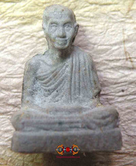 Amulette Roop Lor du Très Vénérable LP Kassem. magiedubouddha