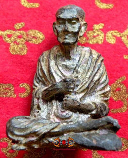 Statuette Thai du Vénérable Phra Puthajarn Toh. magiedubouddha