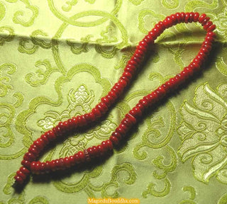 Petit mala tibétain en corail rouge vendor-unknown