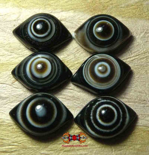 Petits yeux magiques Tibétains en agate. magiedubouddha