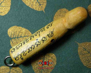 Amulette Thai phallique Palat Kick en bois sacré Mae Kanoon - Ajarn Sané. La Magie du Bouddha.
