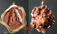 Amulette sacrée du Bouddha en pierre relique Phra Siwali