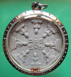 Grande amulette aux 8 Bouddha -  Vénérable Phra Ajarn Song Khom.
