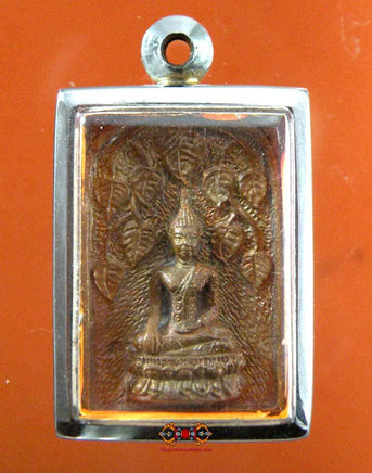 Amulette du Bouddha Phra Puthadjao - Vénérable LP Kampan magiedubouddha