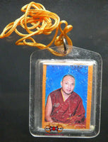 Amulette cordon rouge bénit du Karmapa - Bouddha Sakyamouni