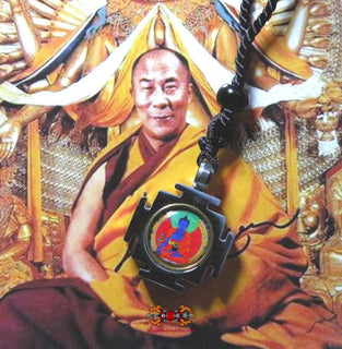 Pendentif Tibétain protecteur du Bouddha de médecine (avec Rilbu) - Sa Sainteté le Dalai-Lama. La Magie du Bouddha.