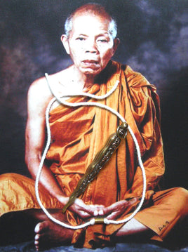 Amulette Thai flamme - Très Vénérable LP Koon. La Magie du Bouddha.