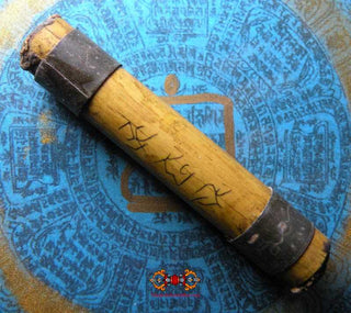 Talisman protecteur Mae Kru - Vénérable Phra Ajarn Thep. La Magie du Bouddha.