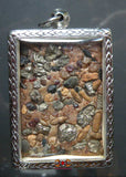 Grande amulette portrait Roop Lor (avec pierres sacrées) - Très Vénérable LP Hong.