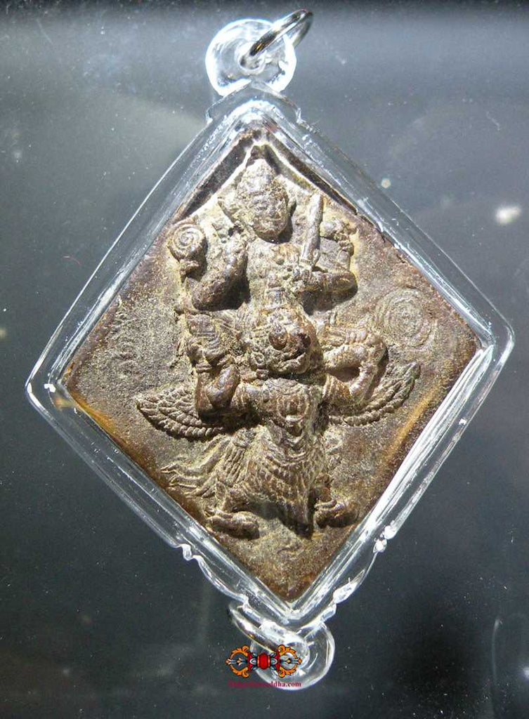 Amulette de Shiva monté sur un Garouda.