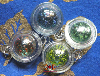 Amulette Thai bille sacré Look Geow - Wat Anong Kharam. La Magie du Bouddha.
