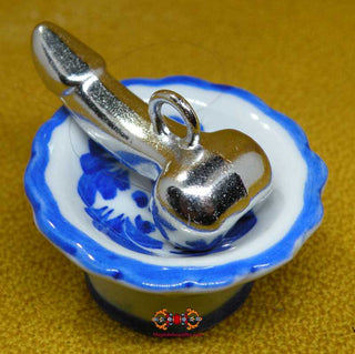 Amulette Thai phallique Palat Kick Ngern - Vénérable Potan Phrom Thamtallo. La Magie du Bouddha.