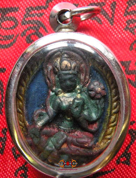 Amulette Tsa Tsa Tibétaine de Tara verte. magiedubouddha