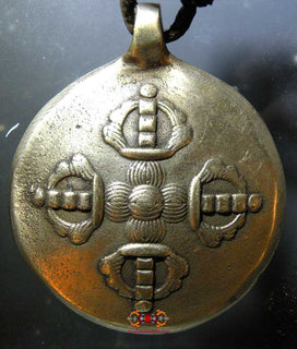 Amulette Tibétaine Tokchag en forme de miroir de méditation Melong. La Magie du Bouddha.