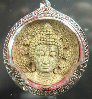 Amulette visage du Bouddha - Somdej Phra Narai Soon Maharaj La Magie du Bouddha.