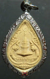 Amulette Chedi Run Burana Phratat consacrée en 2017 au Wat Sri Charoen Porn Bok.