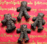 Amulettes vaudou thai.