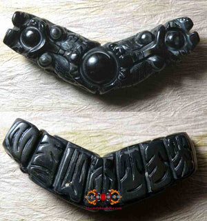 Pendentif oeil magique Tibétain sculpté. magiedubouddha