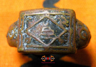 Bague magique protectrice Thaï - Très Vénérable LP Ruay Pasatiko. La Magie du Bouddha.