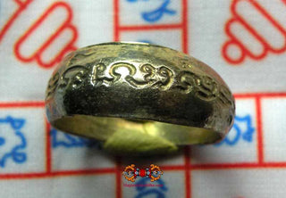 Bague magique d'invulnérabilité du Très Vénérable LP Mee. La Magie du Bouddha.