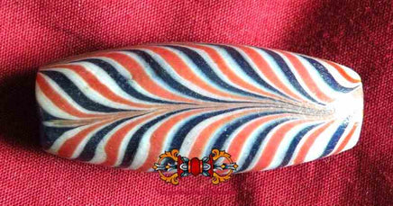 Perles anciennes en pâte de verre magiedubouddha
