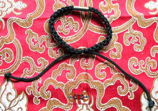 Bracelets bénits protecteurs du Bouddha des enfers Ksitigarbha - Wat Leng Nayee. La Magie du Bouddha.