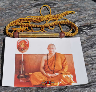 Ceinture magique de protection Thai Takut Ah Teow - Vénérable Phra Ajarn Sakorn. La Magie du Bouddha.