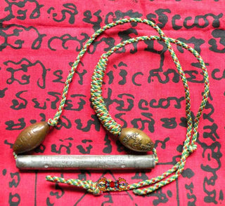 Ceinture Takut et Look Sakot - Très Vénérable LP Hong. magiedubouddha