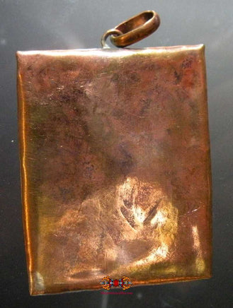 Amulette du Bouddha historique en céramique verte. magiedubouddha