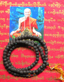 Chapelet Bouddhiste Look Phrakham en bois noir - Très Vénérable LP Kambo. La Magie du Bouddha.