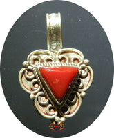 Compteur de mantra Tibétains en argent et corail. magiedubouddha