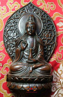 Statue de Guan Yin (résine aspect bois)