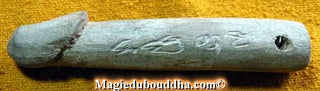 Amulette Thai ancienne phallique Palat Kick - Très Vénérable Ajarn Sané La Magie du Bouddha.